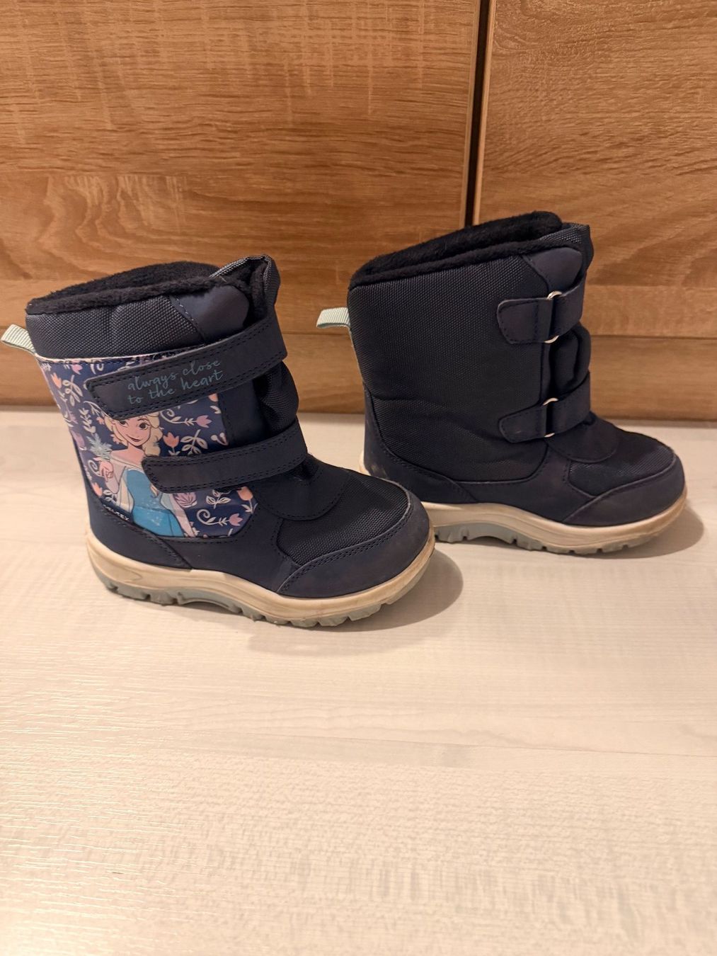 Schuhe für Jungen: Winterschuhe, Gr. 26 – Gebraucht aus Niederurnen von Carbon21 1