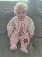 Kimpuppe Mädchen Baby mit Strampler gute Zustand 50cm