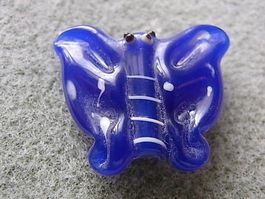 2 Glas Schmetterlinge 15mm, dunkelblau