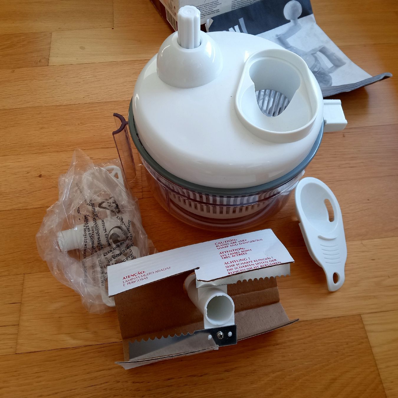 Appareils de cuisine: Quick Chopper Multi Küchenmaschine Robot Manuell – Neuf (Voir description) à Baden par Gian_Lu 5