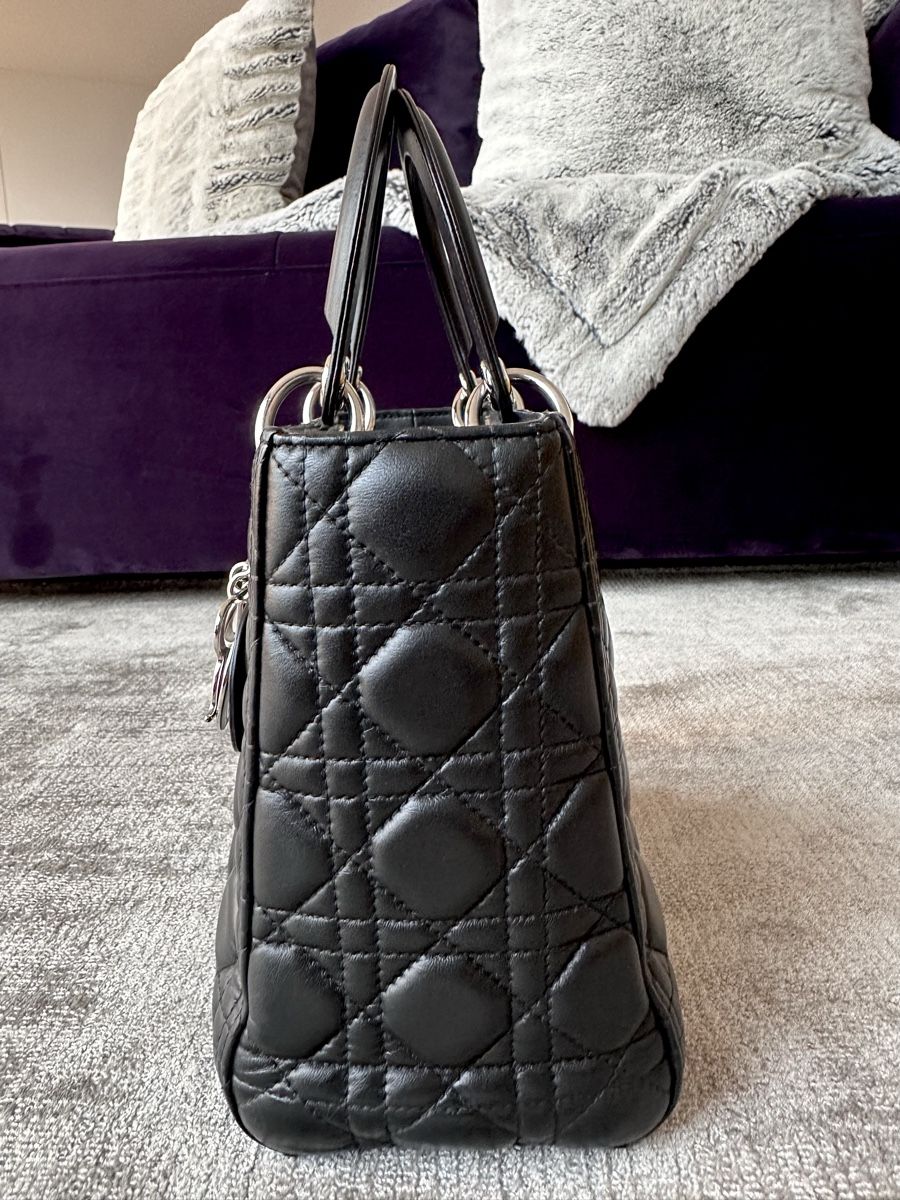 Dior Sacs femmes: MEDIUM LADY DIOR BAG – D'occasion à Wädenswil par pecso 2