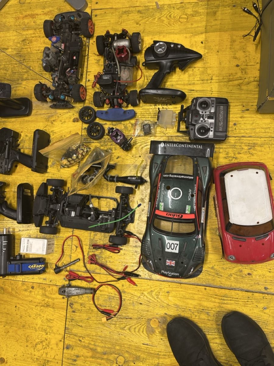 Modellismo RC: Auto RC da corsa, pezzi di ricambio e accessori vari! – Usato da basel venduto da Swiss._.1978 8