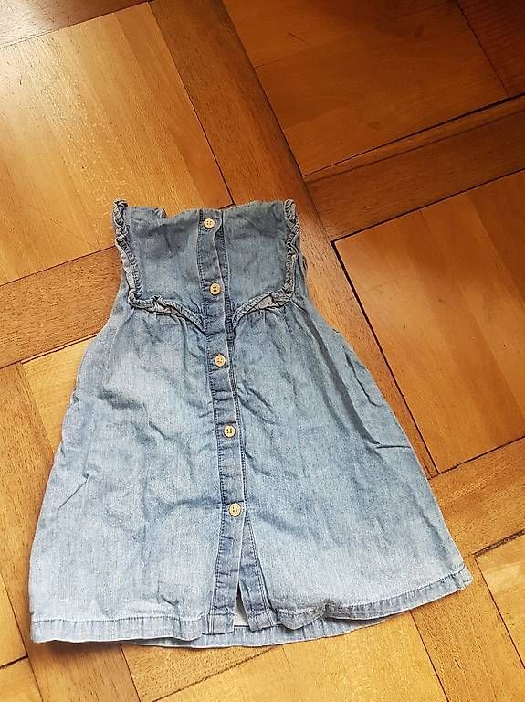 Lotti & Set di vestiti: Sehr herziges Kleidchen Jeans Grösse 74 – Usato da Richterswil venduto da nimgruet 1