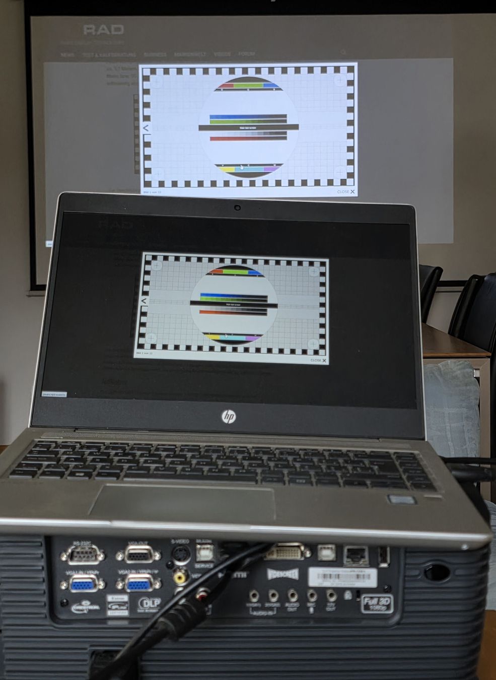 Videoprojektoren: Beamer Optoma DLP 501 – Defekt aus Kölliken von Aargauer7 6