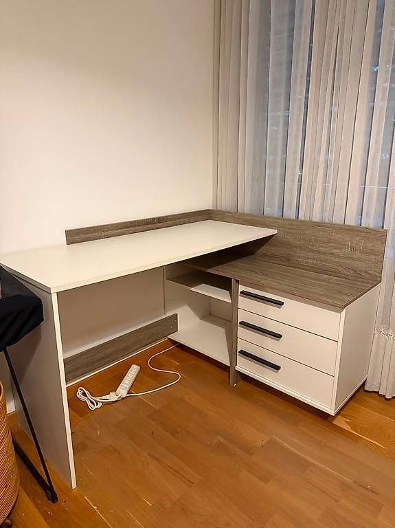 Bureaux: Bureau dangle – D'occasion à Genève par dvn_2czt 2