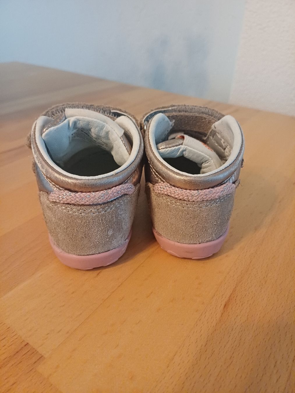 Superfit Scarpe per ragazzi: Superfit Schuhe Grösse 19 – Usato da Walde AG venduto da fashionstyles 3