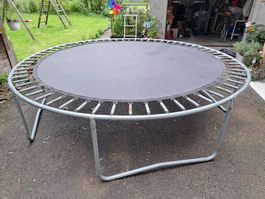 Trampolin