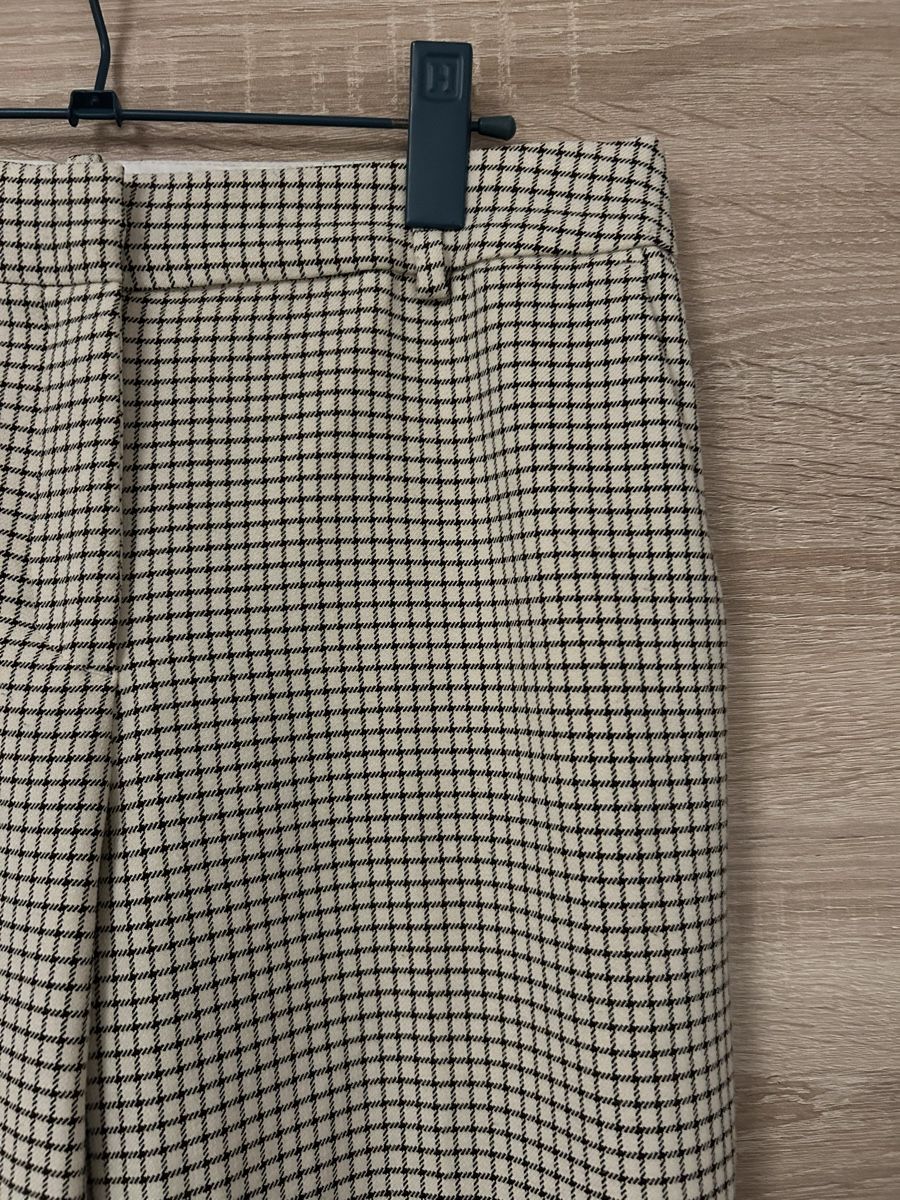Zara Pantaloni: Pantalon – Usato da Lausanne venduto da naranjo 1