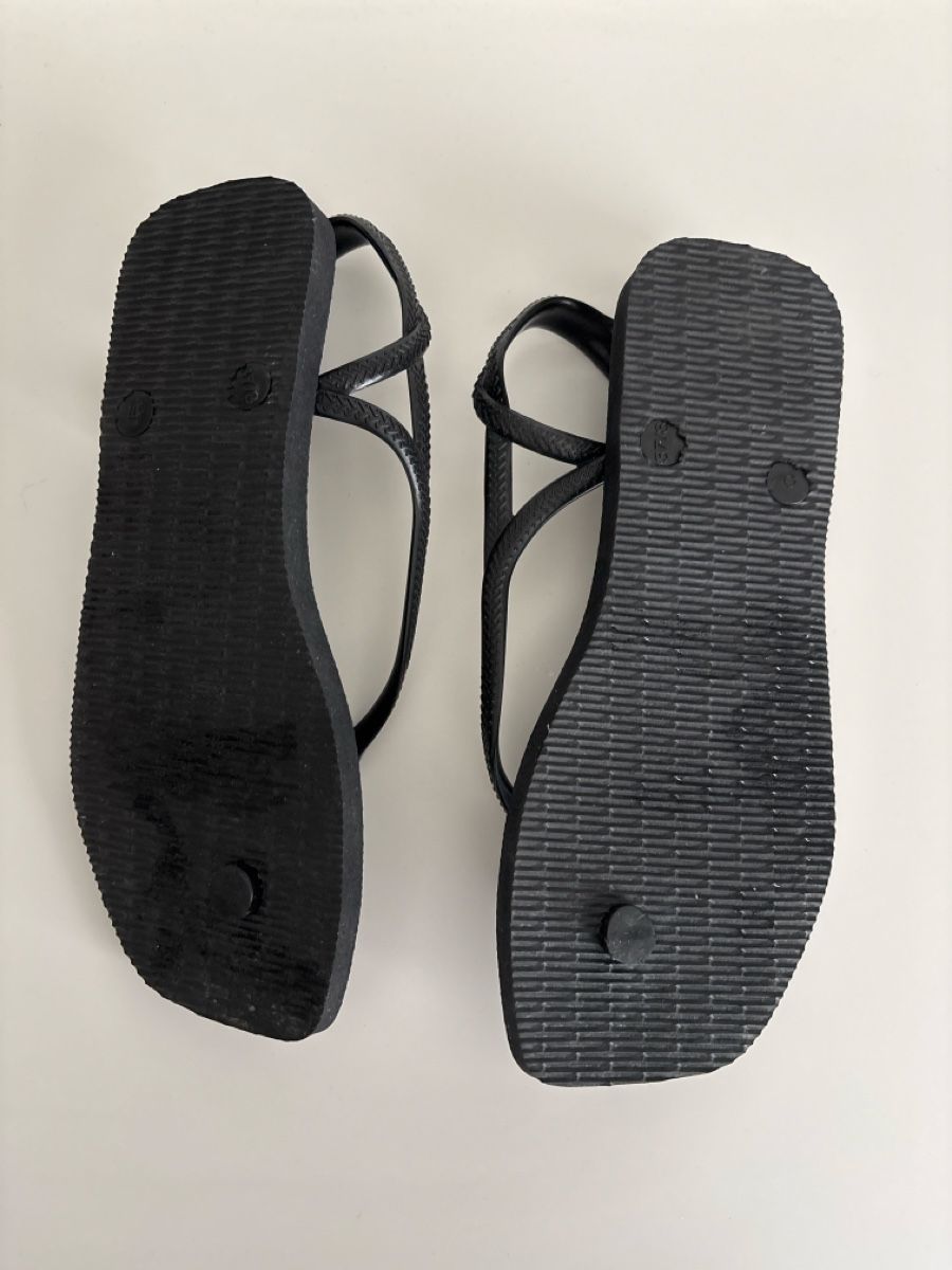 Havaianas Chaussures femmes: Havaianas Sandalen schwarz  – Neuf (Voir description) à Bülach par Karuna 2