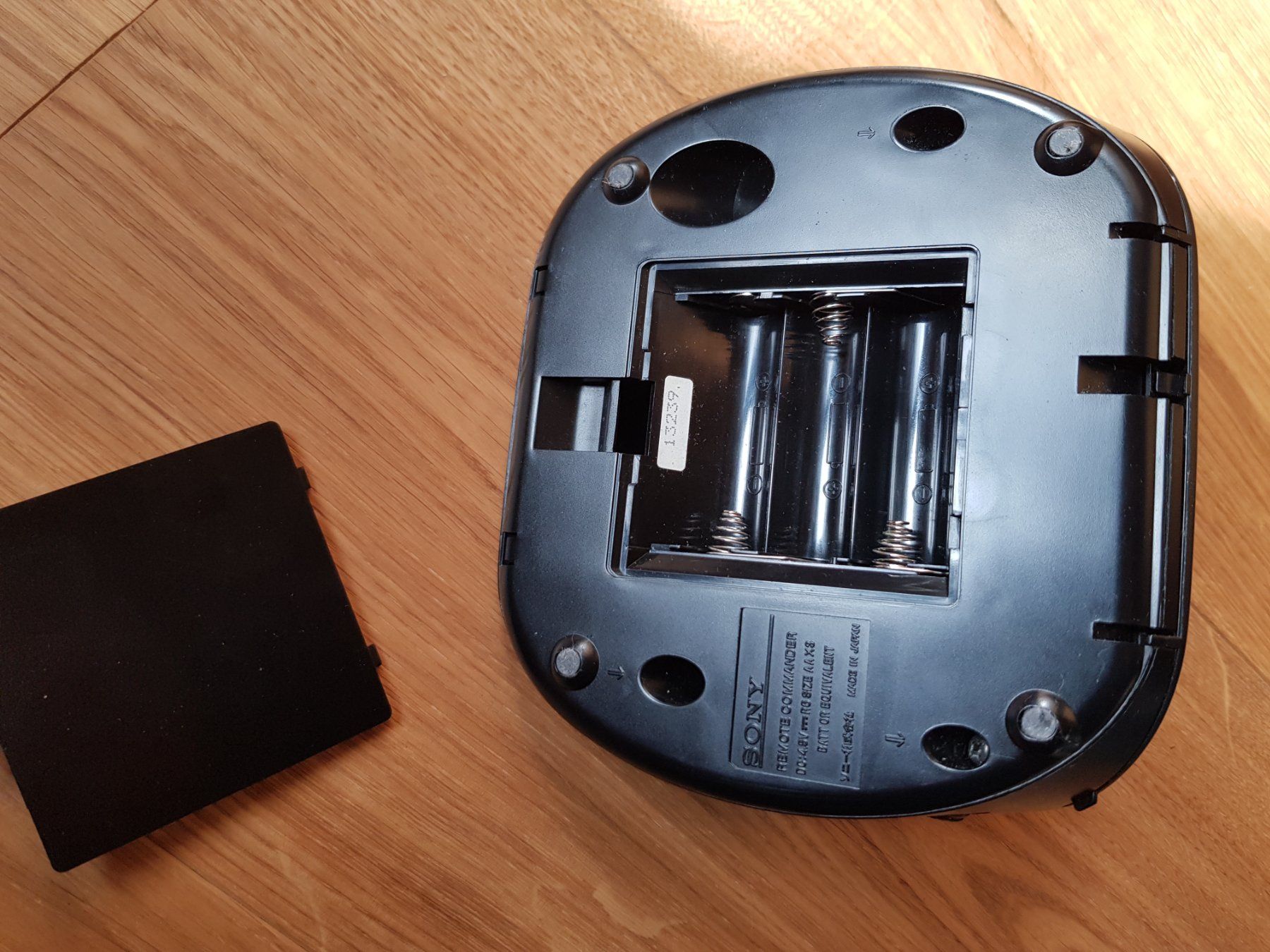 Sony Telecomandi: Sony ICF-IR7  Fernbedienung Remote Control Clock System – Usato da Walterswil BE venduto da Lonitti 5