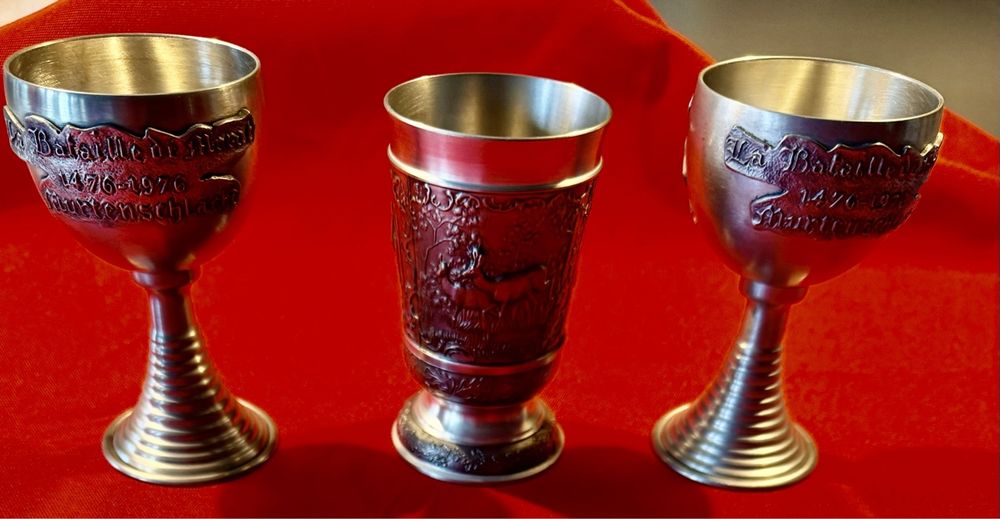 Tutte le decorazioni: 3 Zinnbecher Schlacht von Murten 1476-1976 – Nuovo (secondo la descrizione) da Rüti ZH venduto da a.zweifel 1