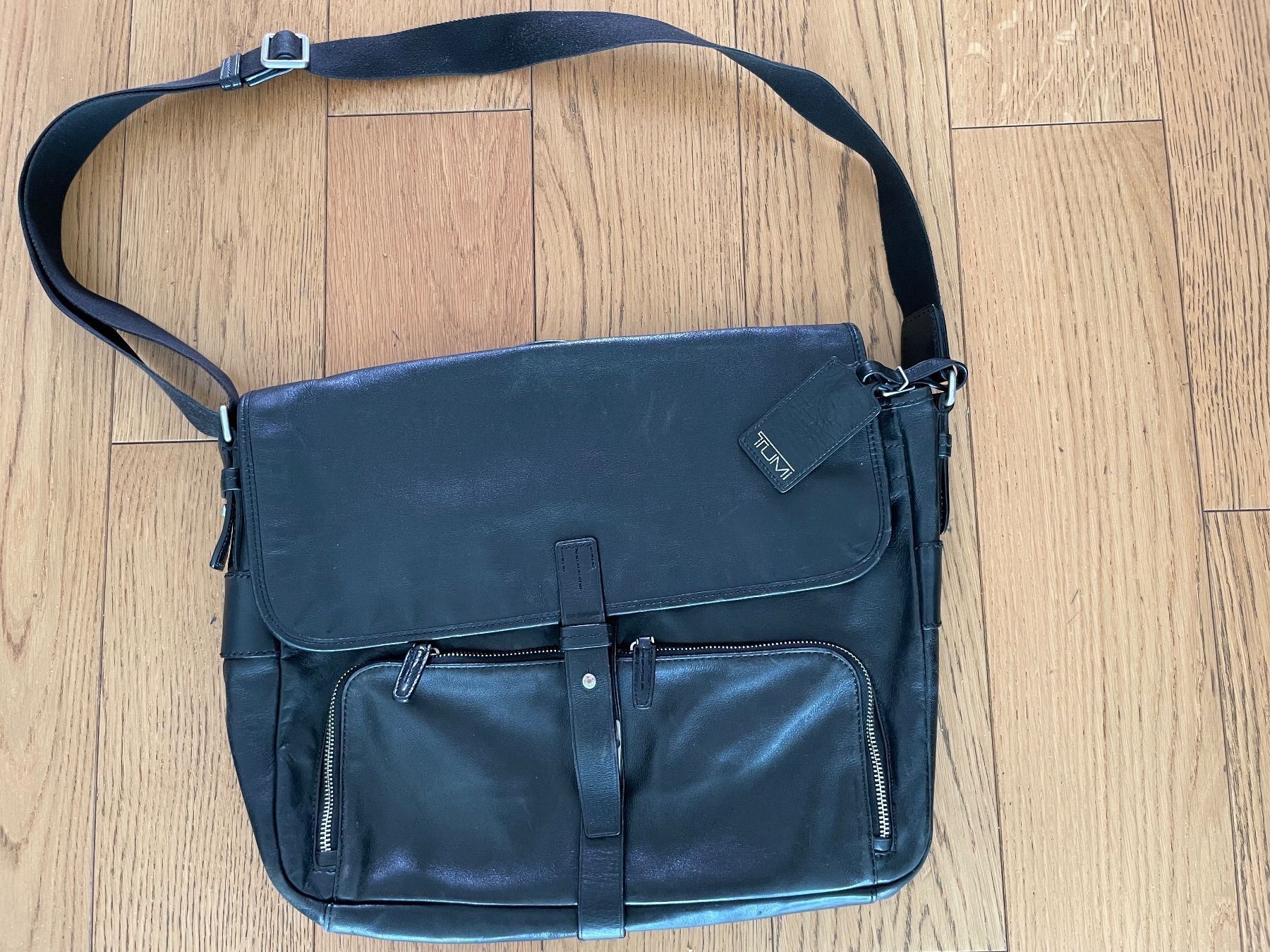 Tumi Valigie & Borse: Sacoche porte-document Tumi en cuir – Usato da Genève venduto da opr_m292