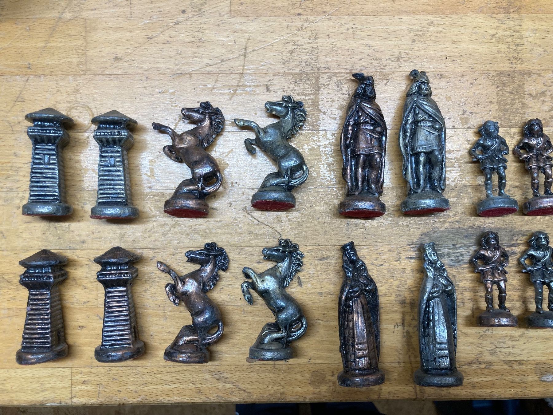 Spiele: Schachspiel, Figuren alt – Defekt aus Lommiswil von Hosi88 6