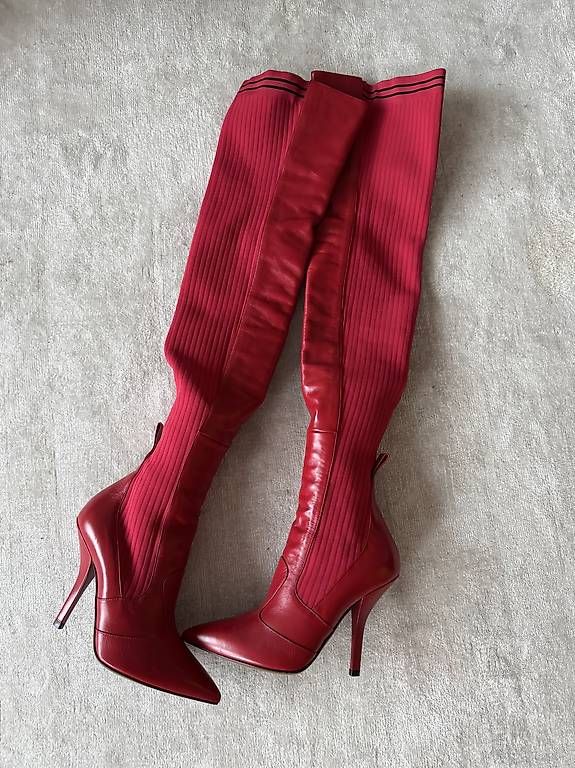 Fendi Scarpe da donna: Fendi Overknees – Usato da Zug venduto da dadadel 4