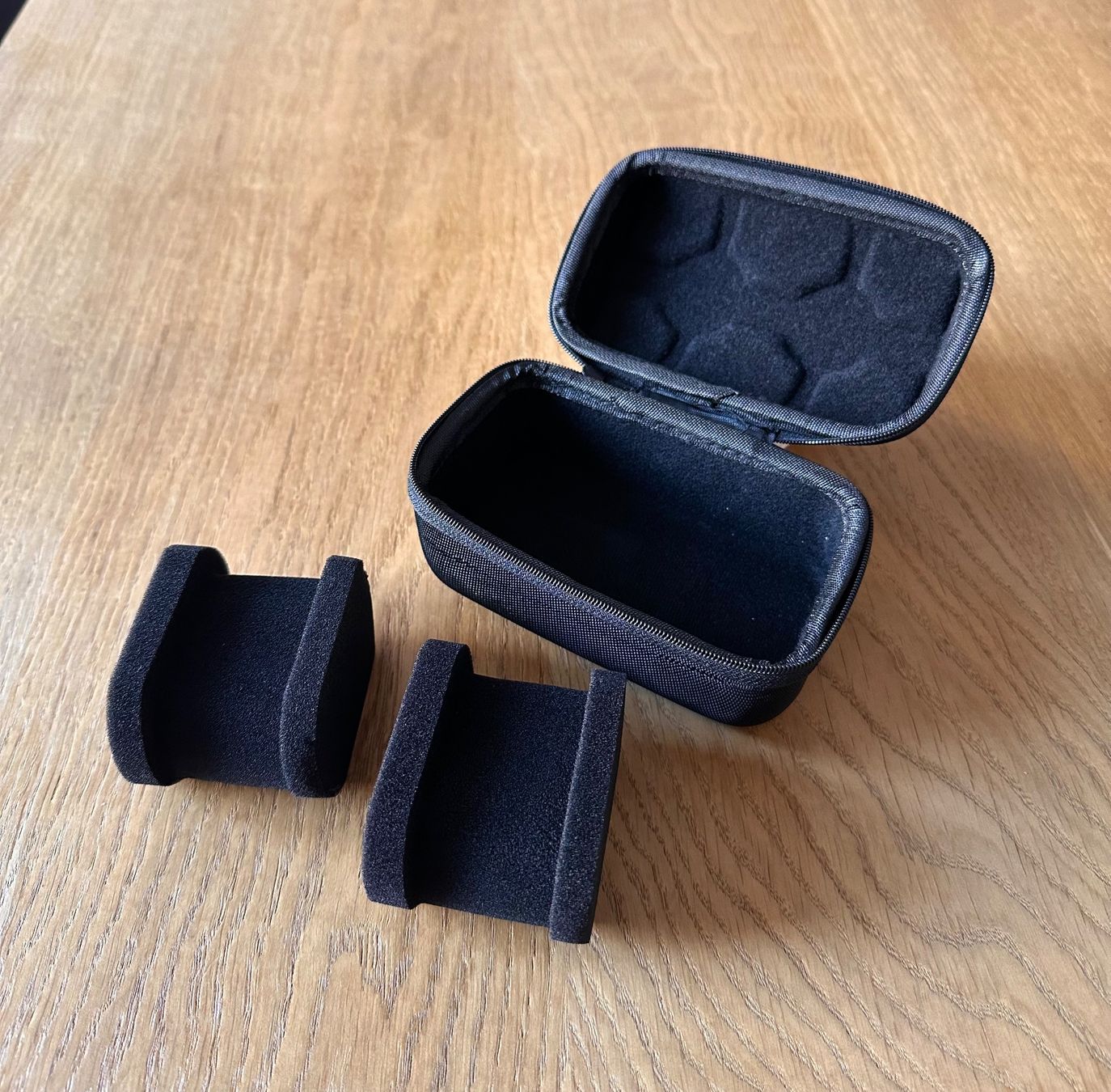 Scatole porta orologi: Uhrenbox für 2 Uhren – Nuovo e nell'imballaggio originale da Solothurn venduto da CaylanK 3