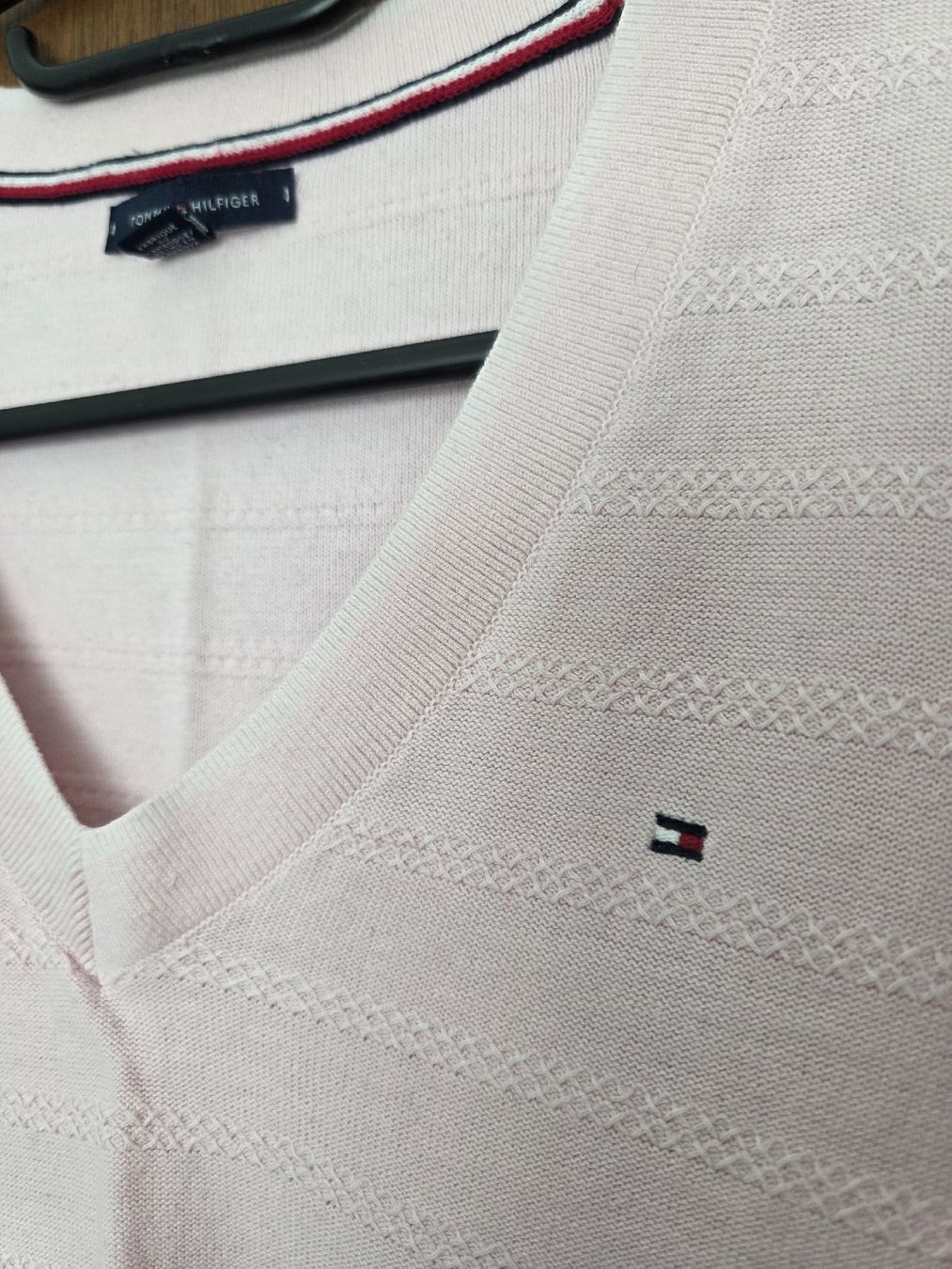 Tommy Hilfiger Pulls & Sweat-shirts: Tommy Hilfiger Pullover pink Grösse M – D'occasion à Eggenwil par Schramy 1