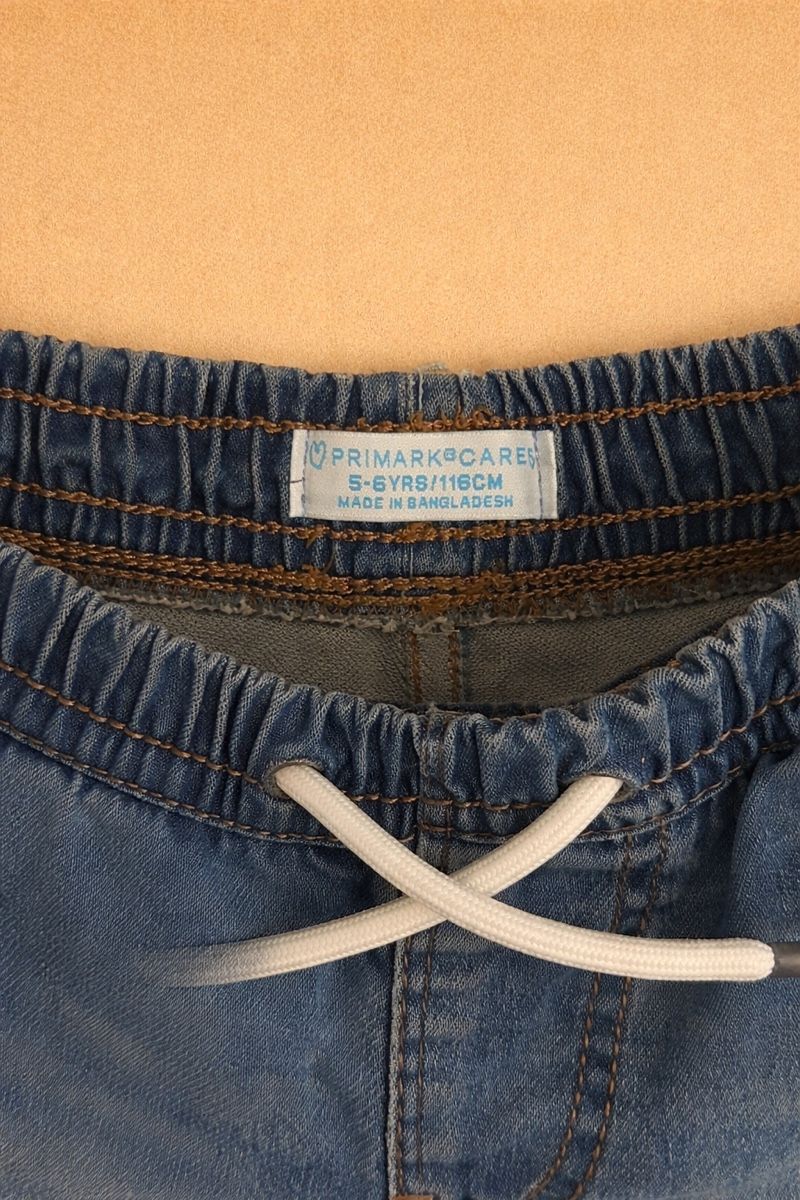 Pantaloni: SHORTS EN JEAN ENFANT – Nuovo (secondo la descrizione) da Lausanne venduto da mar_6snp 3