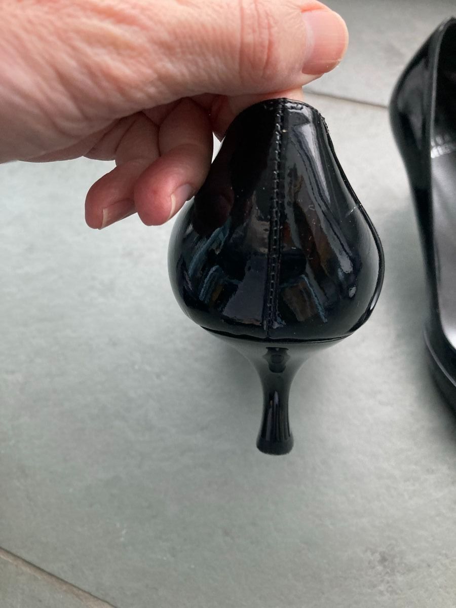 Stuart Weitzman Scarpe da donna: Stuart Weitzman Lackpumps, Gr. 39.5, super bequem! – Usato da Zürich venduto da elegantissima2 4