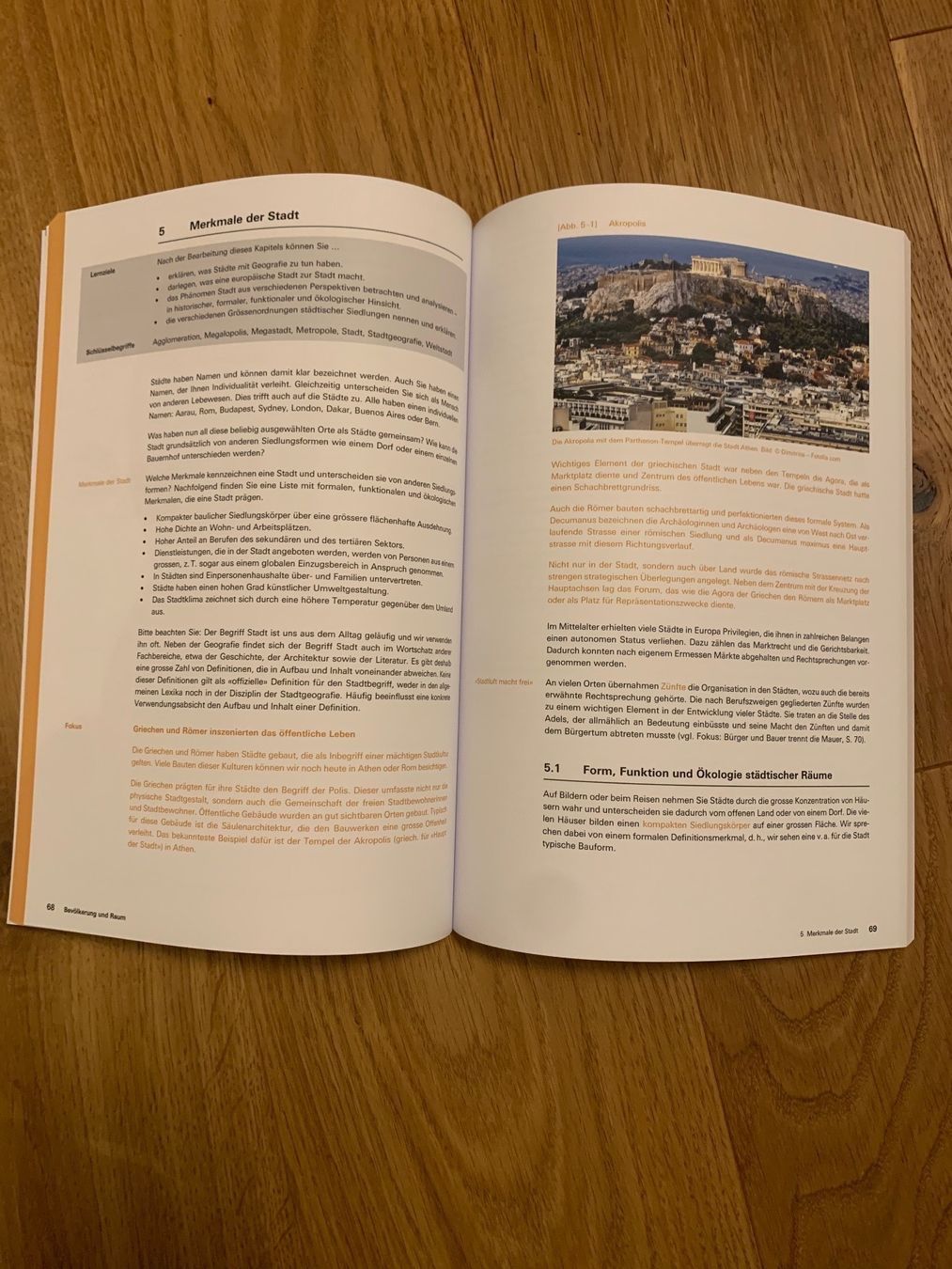 Libri: Bevölkerung und Raum – Nuovo (secondo la descrizione) da Binningen venduto da lea_5mf8 2
