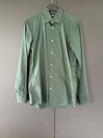 Hemd BOSS „Slim Fit“ (grün) Gr. 38