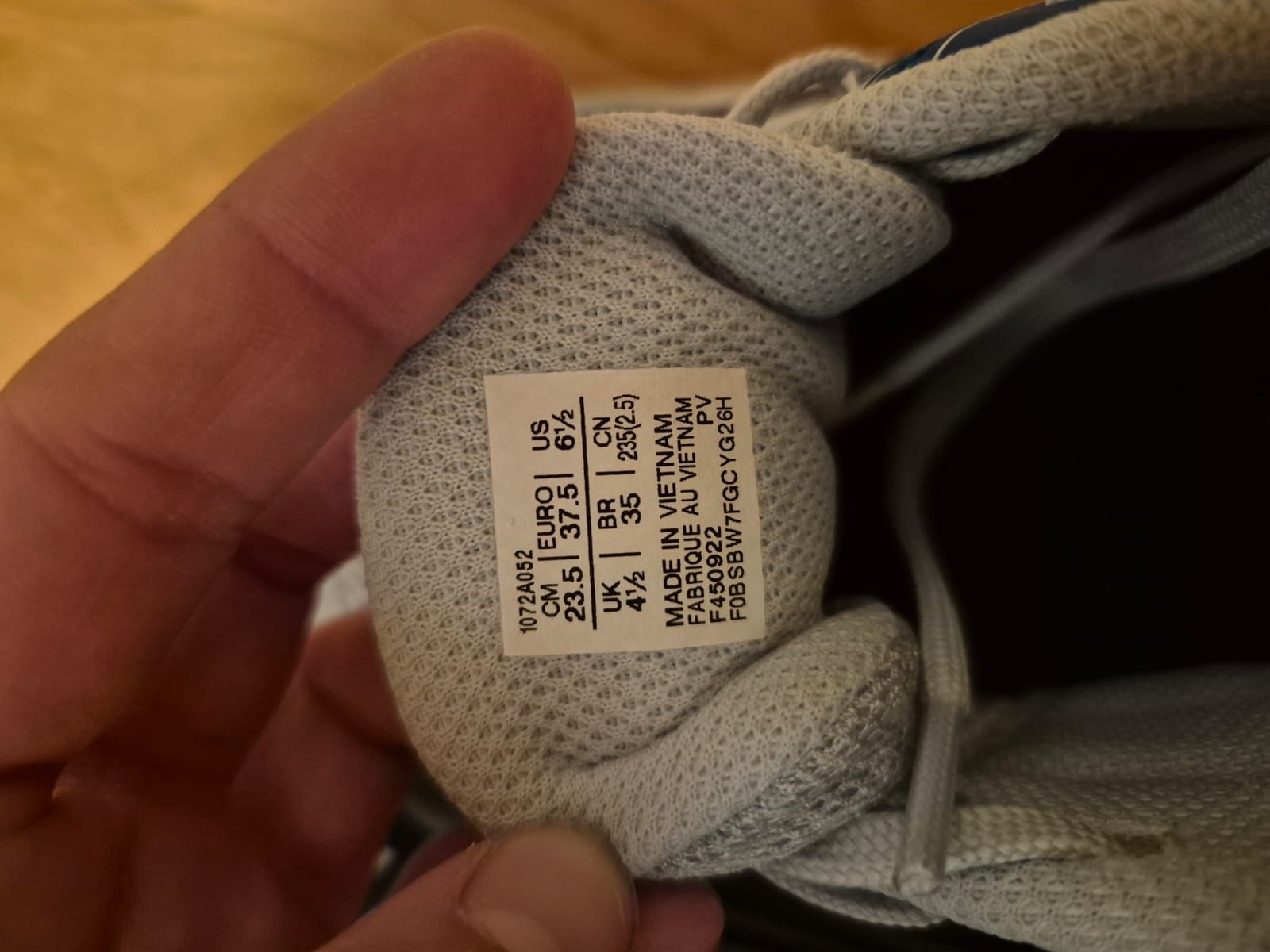 Asics Scarpe da donna: Asics Hallenschuhe – Nuovo (secondo la descrizione) da Alt St. Johann venduto da lea_8cgd 1