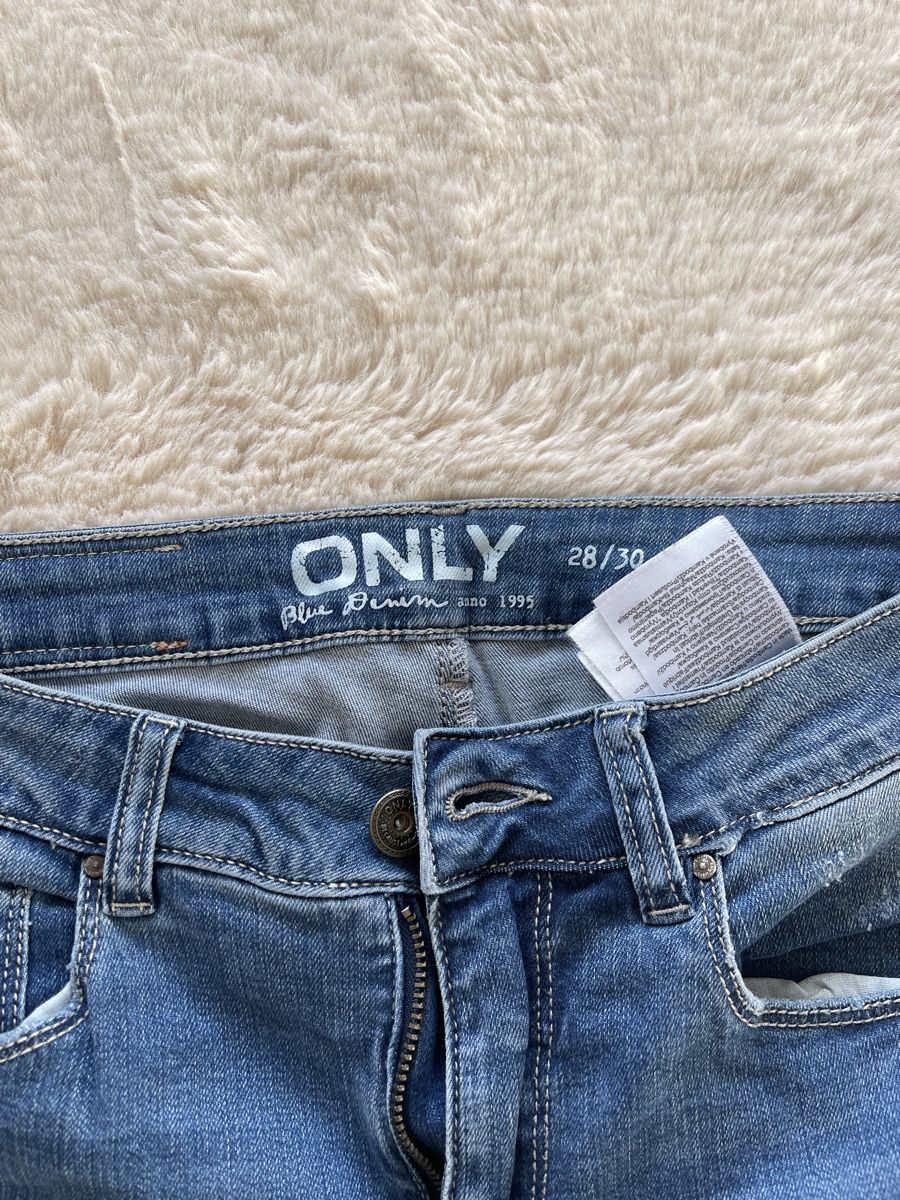 Jeans: Jeans Hosen Only – Usato da Alpnach Dorf venduto da iva_f6z2 4