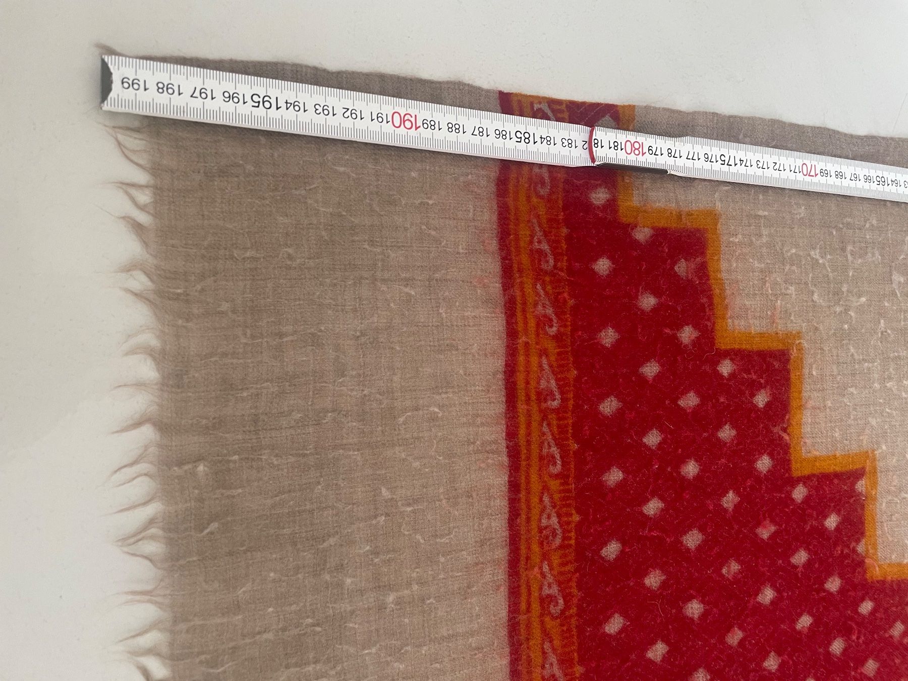 Foulard & Sciarpe: Sciarpa pregiata in seta e lana 200 cm x 95 – Usato da Minusio venduto da Pink222 3