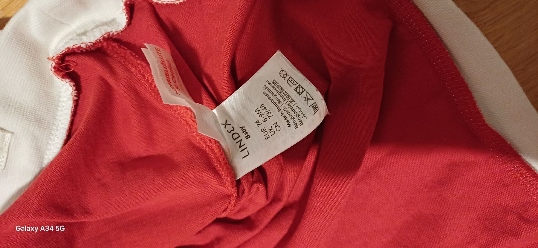 Kleiderpakete & -sets: Weihnachtskleid mit Mütze, Grösse 74, – Neu (gemäss Beschreibung) aus Riniken von Lessy- 2