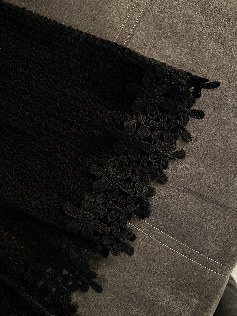Giacche: Schwarze Spitzen-Strickjacke Gr. S – Usato da Siebnen venduto da luana_cataleya 4