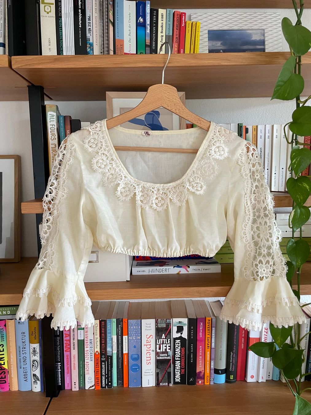 Camicette: Vintage Spitzenbluse cropped – Usato da Zürich venduto da Honeyboo
