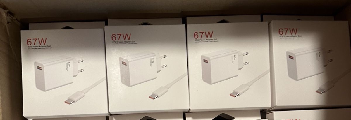 Apple Caricabatterie: 4x Ladegerät + Kabel USB C Neu – Nuovo e nell'imballaggio originale da Dietikon venduto da sal_zdn5