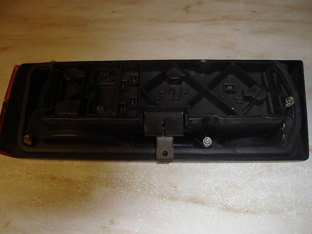 Lampade: Oldimer VW Golf 1 Heckleuchte – Usato da Jona venduto da Moster01 2