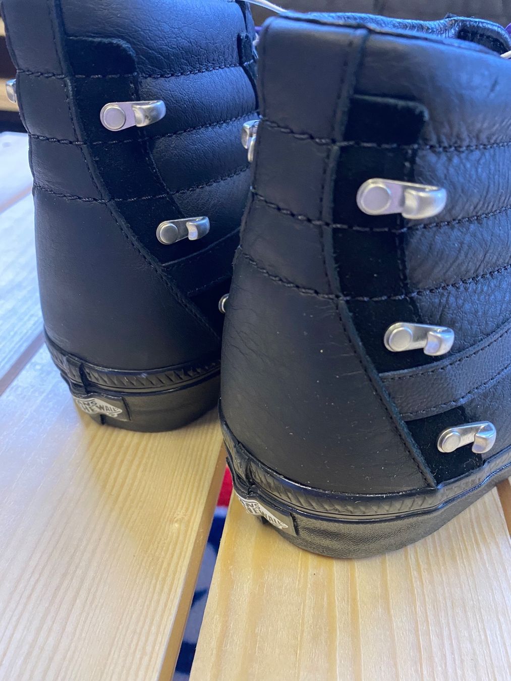 Vans Scarpe da uomo: Vans Hommes Taille 42 – Nuovo e nell'imballaggio originale da Orbe venduto da D-stockFactory-Orbe 1