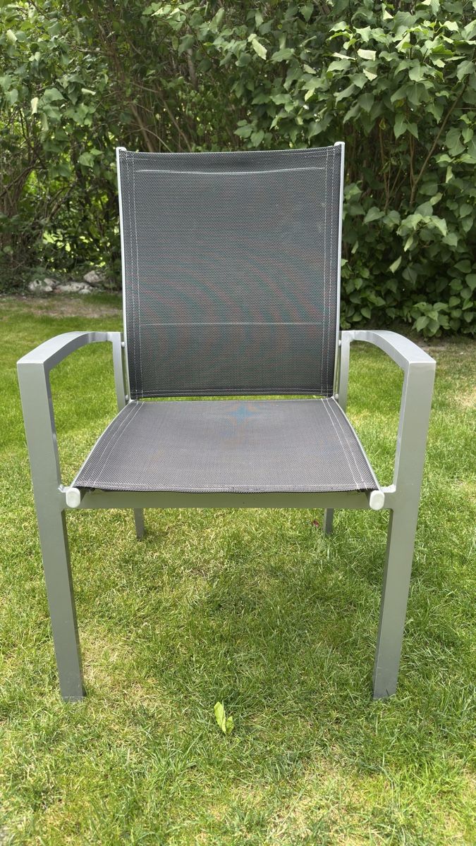 Tavoli: Denova Gartentisch mit massiver Platte 130 cm – Usato da Trimmis venduto da lorenzcamenisch 3