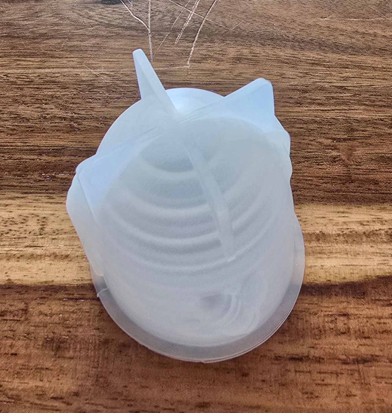 Moules à gâteaux: Seifen Silikonform Mold / Bienen / Bees – Neuf avec emballage d'origine à Zürich par amysmith 2