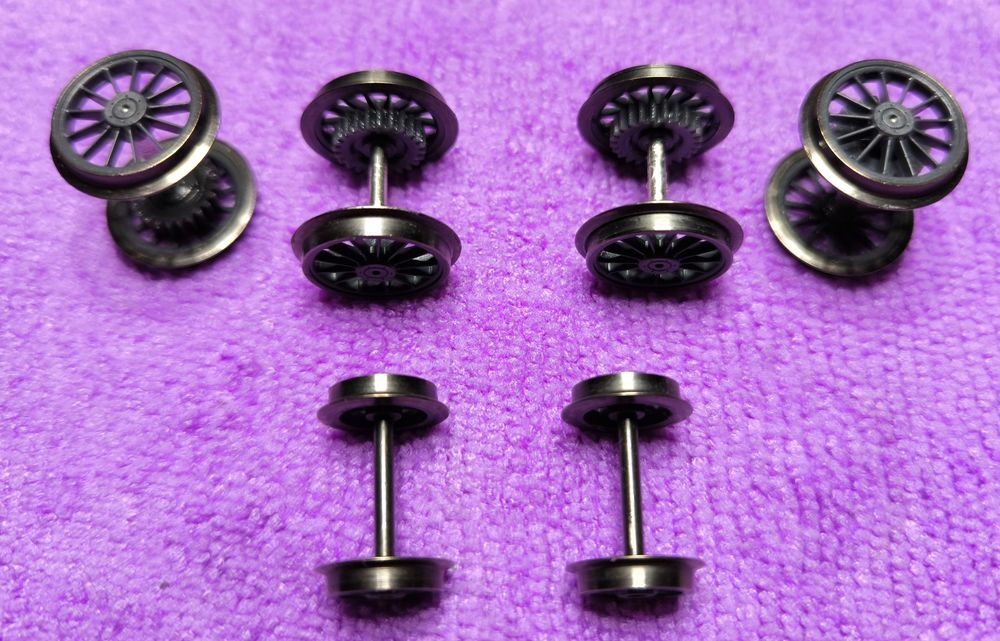 DC Radsatz für Roco Ae 4/6 (Gebraucht) in Langwiesen für CHF 14.9 – mit ...