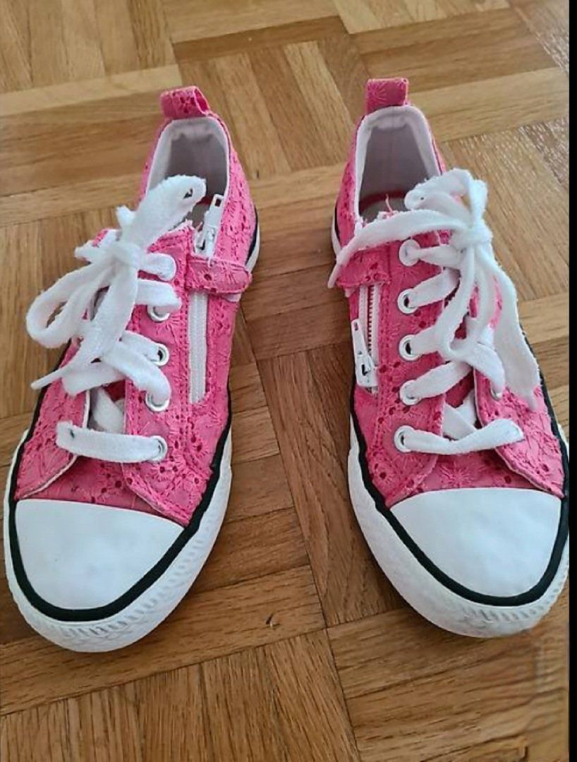 Scarpe per ragazze: Schuhe Gr. 33 – Usato da Rudolfstetten venduto da anjam81 2