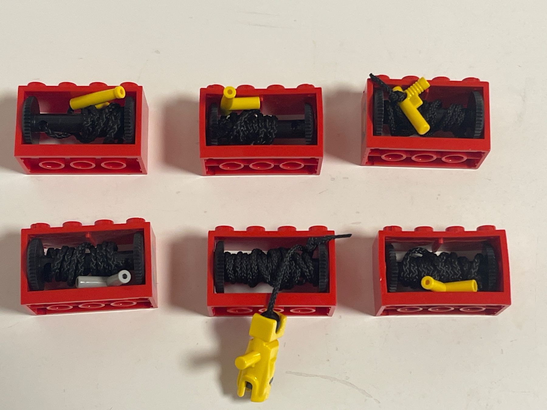 Lego Giocattoli: LEGO - 6  Feuerwehrschläuche – Usato da Gelterkinden venduto da cobra0110