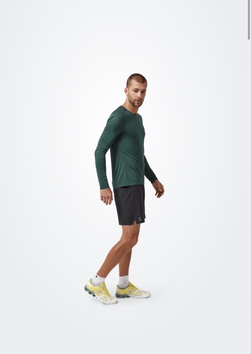 Pantaloni: On Running Lightweight shorts taille S – Nuovo (secondo la descrizione) da Champlan venduto da YForter 1