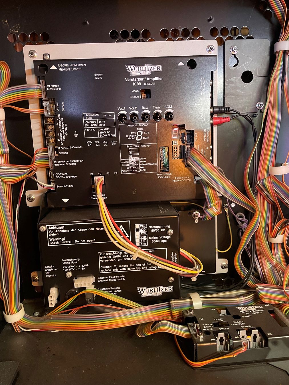 Wurlitzer Musiktruhen: Original Wurlitzer Jukebox zu verkaufen – Gebraucht aus suberg von Phoo26 7