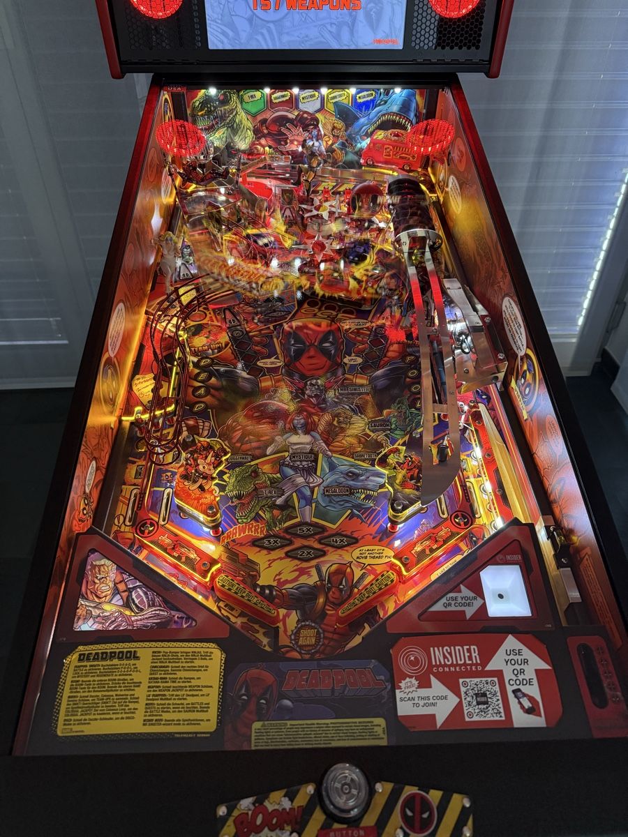 Stern Pinball Flipperkästen: Flipperkasten Stern Deadpool Premium – Gebraucht aus Rickenbach b. Wil von Mistacube 1