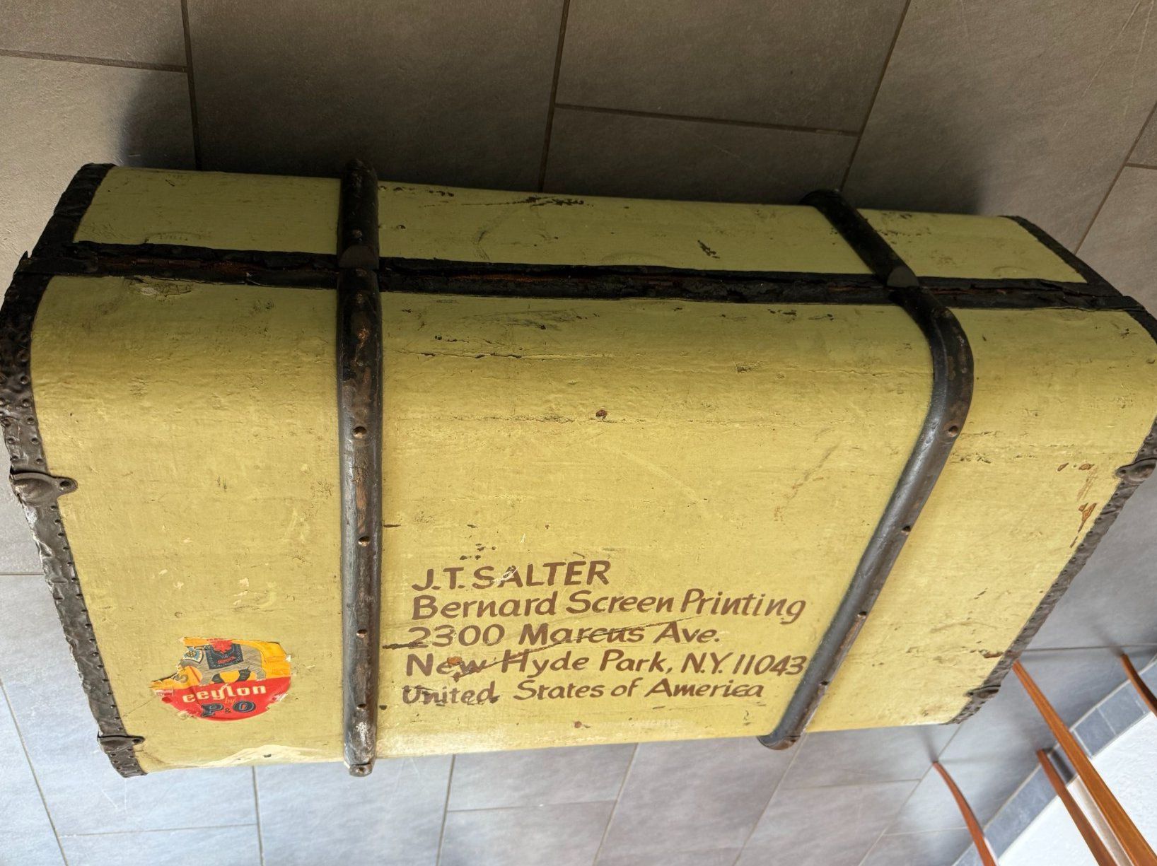 Valigie: Alter grosser Überseekoffer  Holz – Difettoso da Subingen venduto da ArtBead 2