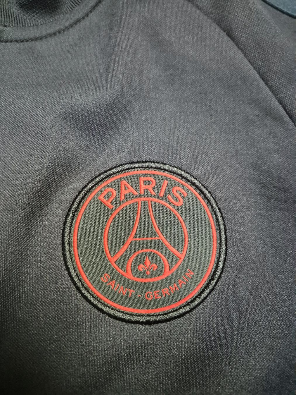 Nike Giacche: Nike 19/20 Paris Saint-Germain Jacke Gr. M – Nuovo (secondo la descrizione) da St. Gallen venduto da CaliSunshine 2