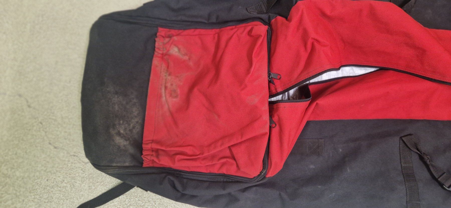 Surfen: Windsurf Segel und Masttasche – Gebraucht aus Stans von Stockema 1