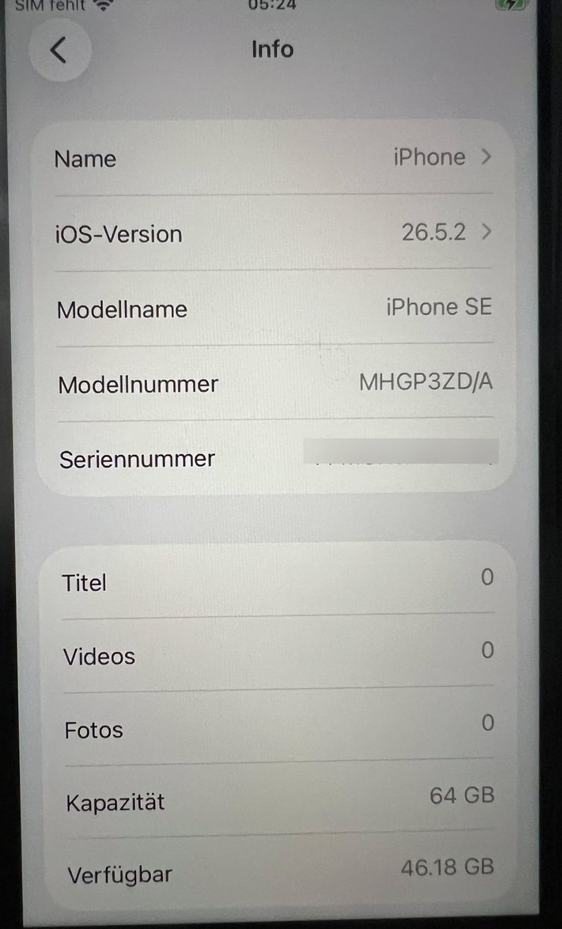 Apple Telefoni cellulari / Smartphones: iPhone SE, 64GB, 2. Generation, schwarz, neuwertig – Usato da Hünenberg venduto da CardDrop 5