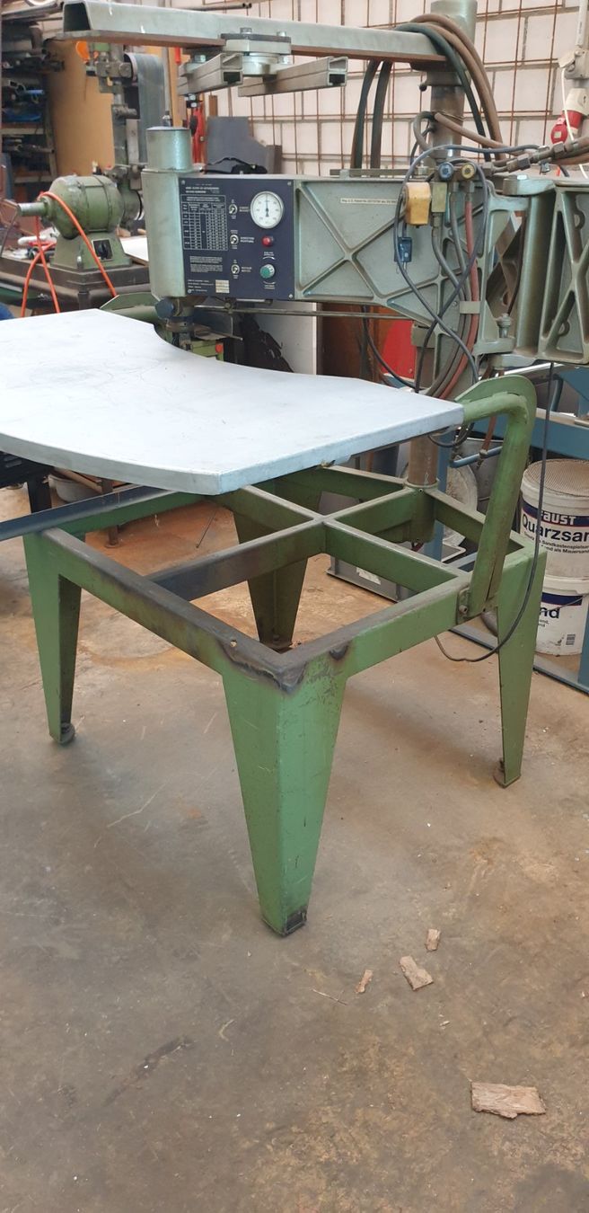 Gloor Tutte le macchine: Brennschneidemaschine – Usato da Müllheim Dorf venduto da Linus18 1