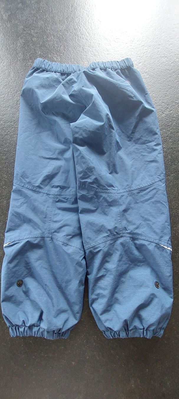Sherpa Pantaloni: Sherpa Regenhose Gr. 110/116 – Usato da Schübelbach venduto da Bernstein8 1