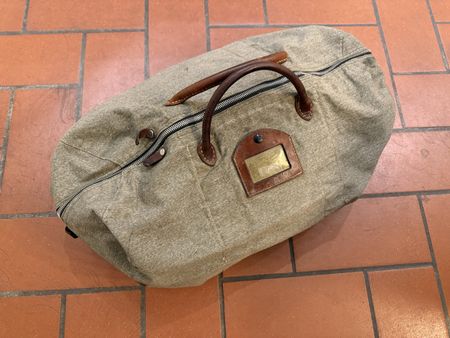 Schweizer Armee Reisetasche olivgrün Stoff mit Ledergriffen 