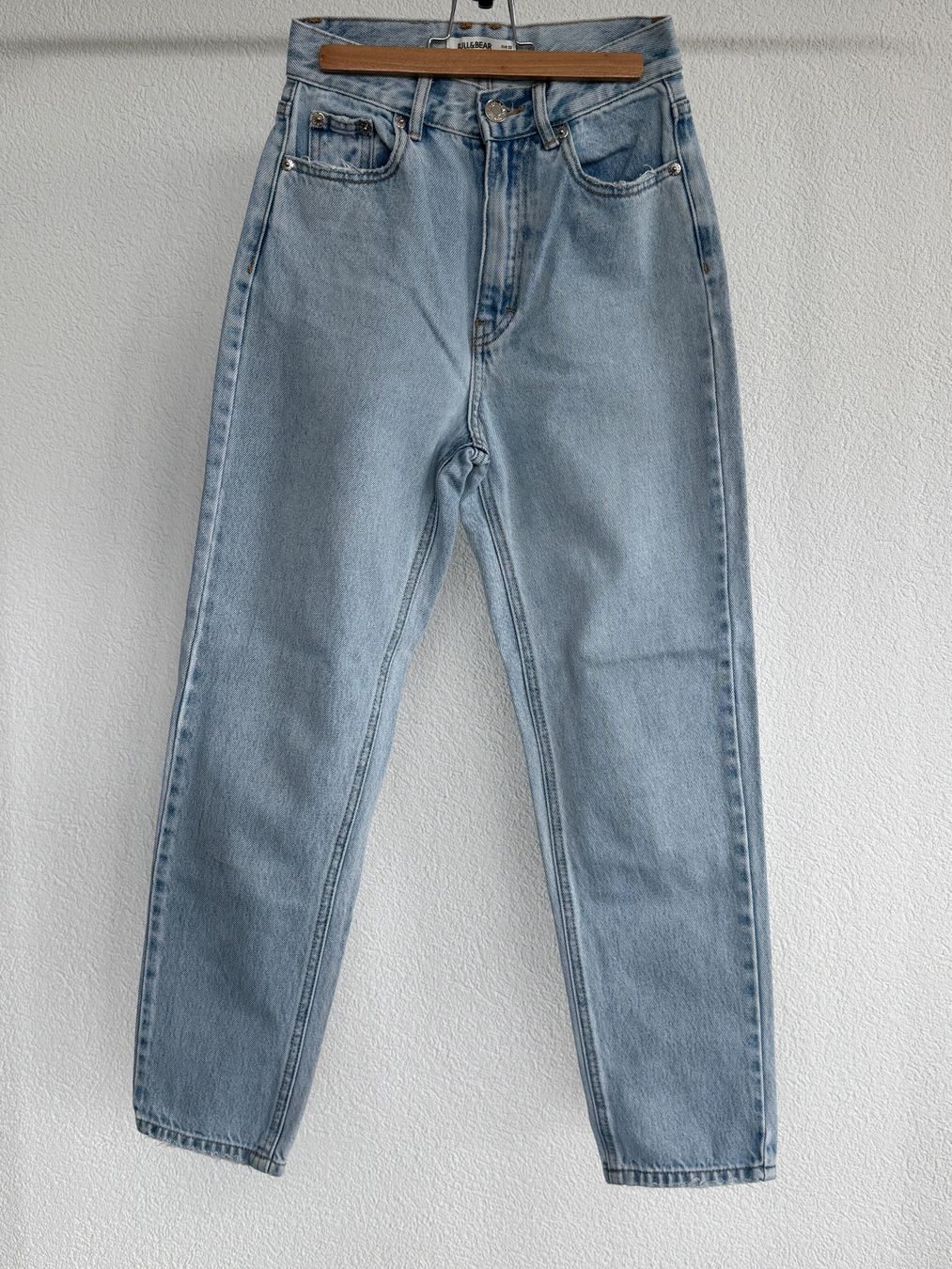 Pull&Bear Jeans: Pull&Bear Mom Jeans – Grösse 32 (6) – Usato da Entlebuch venduto da noemi.luisa 1