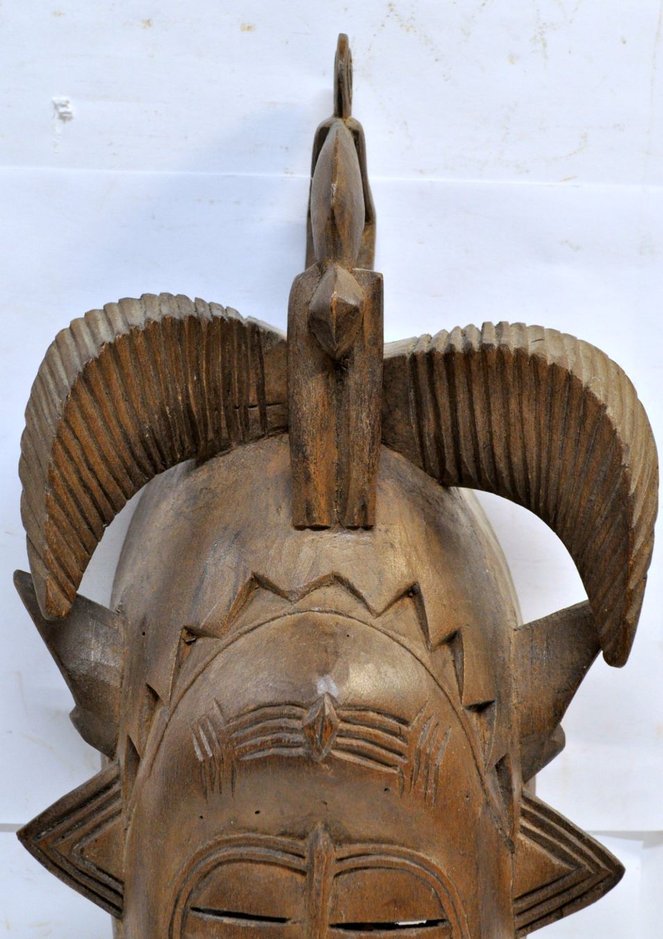 Arte internazionale: Masque africain en bois – Usato da Neuchâtel venduto da Neuchatel 4